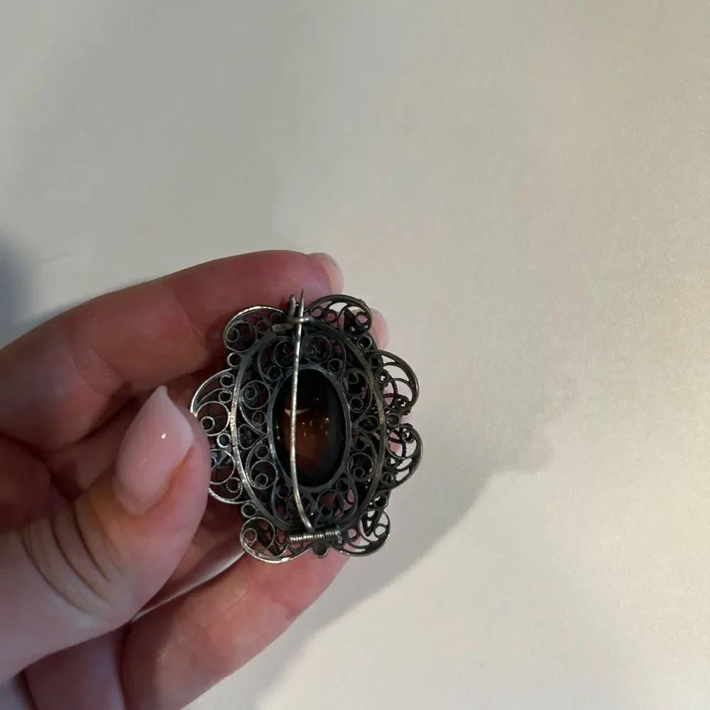 Vintage Natural Stone Filigree Brooch Pin – Silver Tone – NWOT